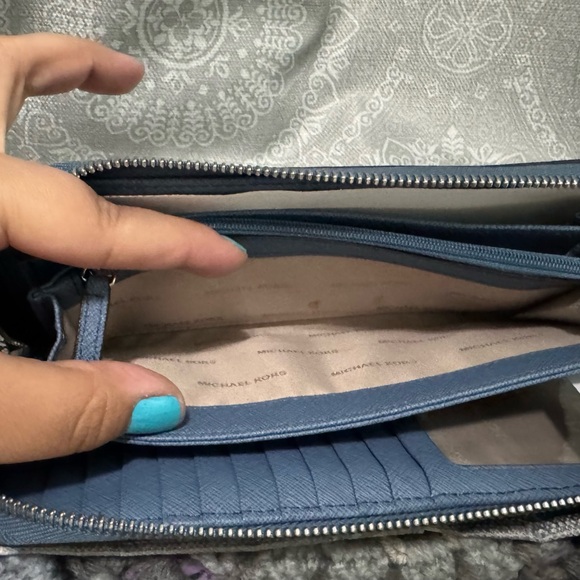 Michael Kors Slate Blue Tote and Wallet Set - Picture 13 of 15